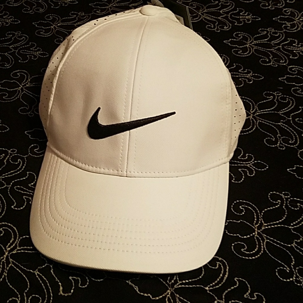 Nike golf cap